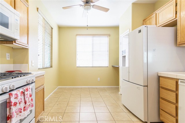 Detail Gallery Image 12 of 60 For 11554 Maywood, Victorville,  CA 92392 - 3 Beds | 2 Baths