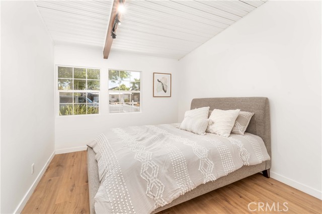 Detail Gallery Image 27 of 54 For 7713 Aura Ave, Reseda,  CA 91335 - 5 Beds | 2/1 Baths