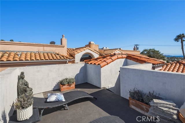 716 Lucia, Redondo Beach, California 90277, 3 Bedrooms Bedrooms, ,3 BathroomsBathrooms,Residential,For Sale,Lucia,SB26088691