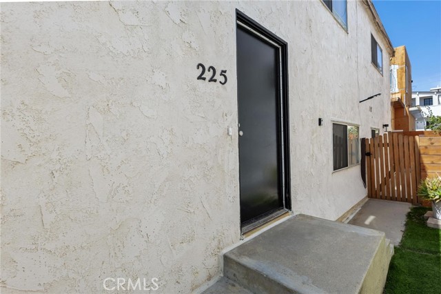 223 Shell Street, Manhattan Beach, California 90266, ,Residential Income,For Sale,Shell,SB26073464