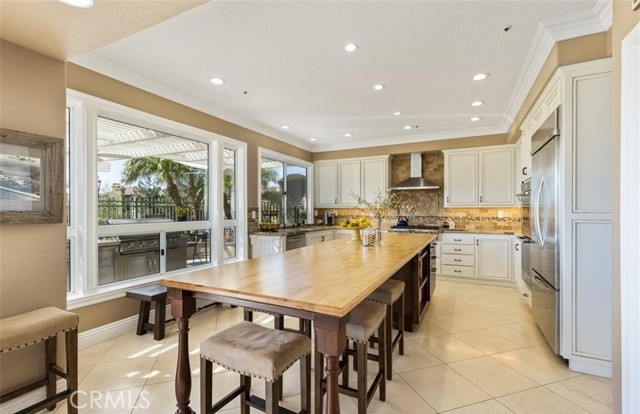 Detail Gallery Image 8 of 45 For 14 Dover, Rancho Santa Margarita,  CA 92679 - 4 Beds | 4/1 Baths