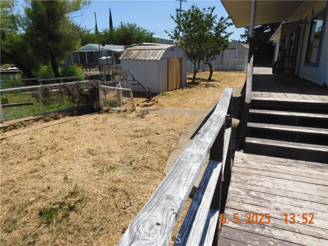 12980 Island Drive, Clearlake Oaks CA: https://media.crmls.org/medias/9b85decd-6b55-462d-b74a-395ccbdc28c6.jpg