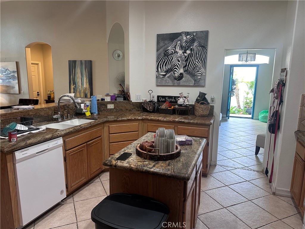 MLS #OC25252896 image #7