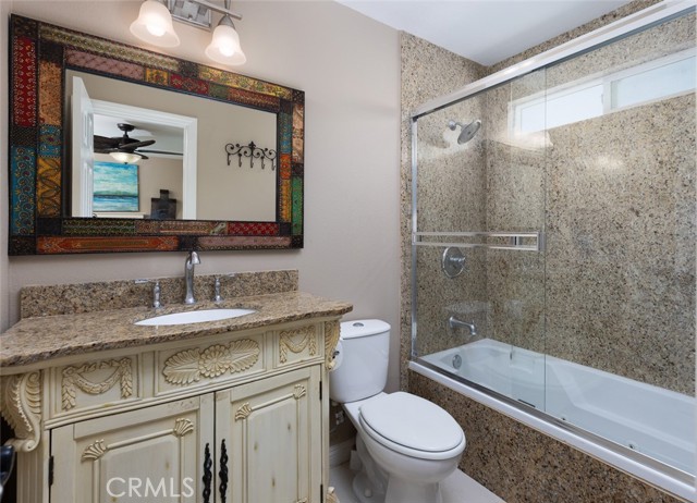 Detail Gallery Image 15 of 20 For 415 8th St, Huntington Beach,  CA 92648 - 3 Beds | 3/2 Baths