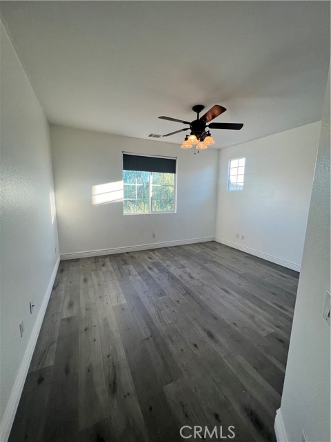 Detail Gallery Image 14 of 30 For 53051 Imperial, Lake Elsinore,  CA 92532 - 4 Beds | 2/1 Baths