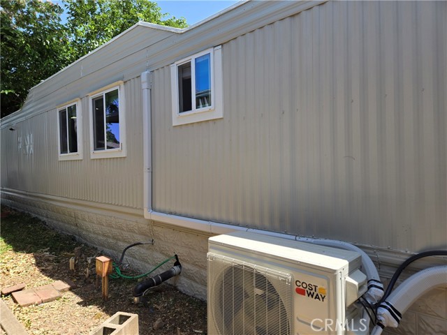 1047 14th Street, Oroville CA: https://media.crmls.org/medias/9b882c65-7652-4b86-a675-36caa3a33f79.jpg