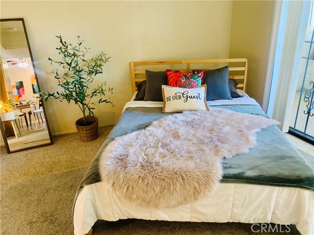 4919 N Millbrook Avenue, Fresno CA: https://media.crmls.org/medias/9b8a0f8f-a43b-4035-8f32-7682f785ea7c.jpg