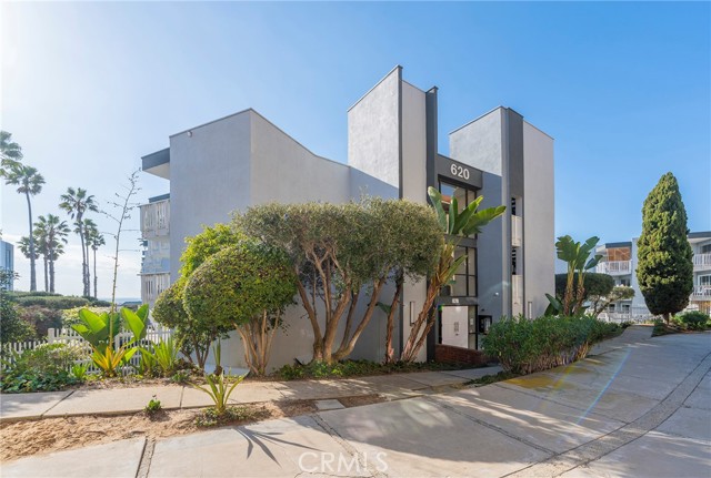 Detail Gallery Image 14 of 35 For 620 the Village #210,  Redondo Beach,  CA 90277 - 1 Beds | 1 Baths
