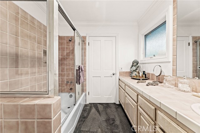 Detail Gallery Image 42 of 46 For 4960 Densmore Ave, Encino,  CA 91436 - 5 Beds | 5/2 Baths