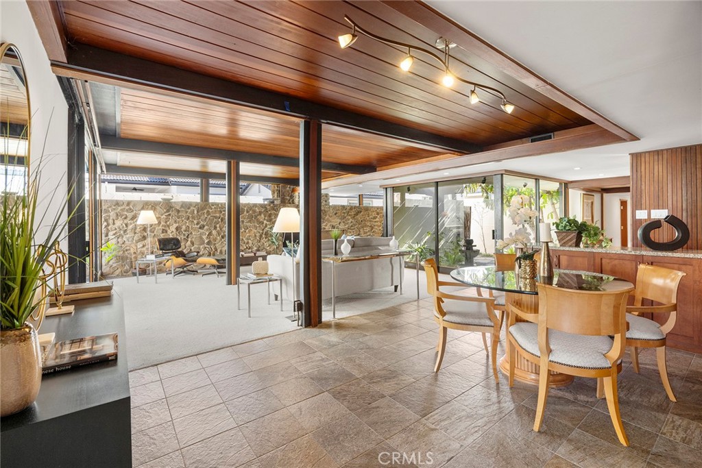 MLS #PW25245045 image #1