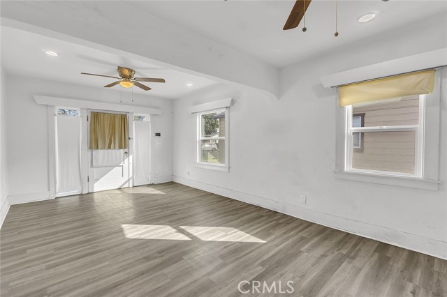 Detail Gallery Image 8 of 25 For 926 East 97th Street, Los Angeles,  CA 90002 - 2 Beds | 1 Baths