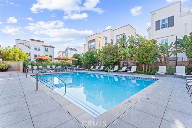133 Hideaway Loop, Mission Viejo CA: https://media.crmls.org/medias/9b8c19e2-fb18-4a89-b27c-ce7dccf0f33b.jpg
