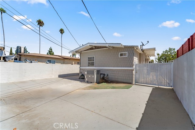 Detail Gallery Image 31 of 31 For 3559 S Gramercy Pl, Los Angeles,  CA 90018 - 3 Beds | 2 Baths