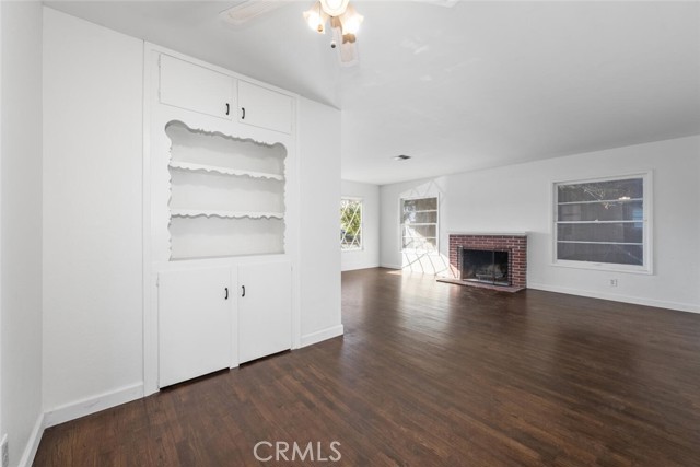 Detail Gallery Image 8 of 53 For 11371 Garden Grove Bld, Garden Grove,  CA 92843 - 2 Beds | 1 Baths