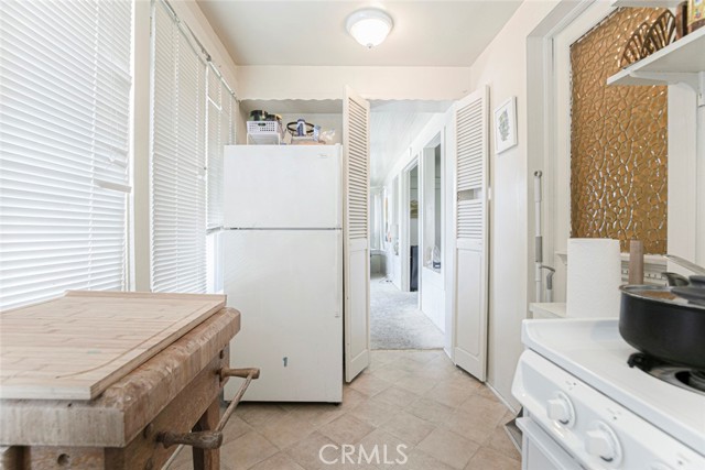 Detail Gallery Image 18 of 61 For 325 S Los Robles Ave, Pasadena,  CA 91101 - – Beds | – Baths