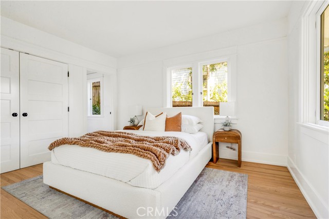 432 Holly Street, Laguna Beach CA: https://media.crmls.org/medias/9b8f47b9-4091-4983-81e3-7cd60b749fcf.jpg