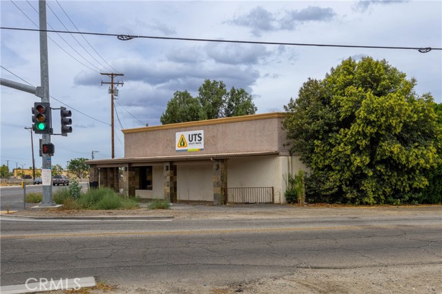 4490 E Florida Avenue, Hemet, California 92544, ,Commercial Lease,For Rent,4490 E Florida Avenue,CRPW24135694