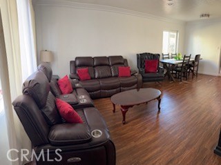 1724 Fellows Place, Pomona CA: https://media.crmls.org/medias/9b9010a0-1cd1-4873-89c0-860561632015.jpg