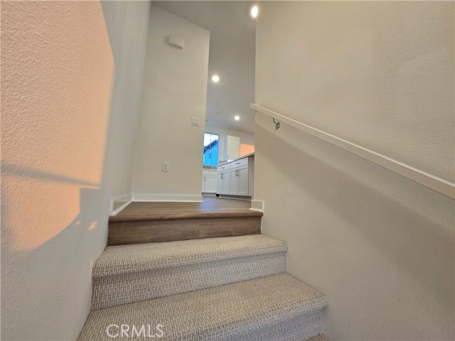 Detail Gallery Image 7 of 40 For 5961 Huntington Dr, Corona,  CA 92880 - 3 Beds | 2/1 Baths