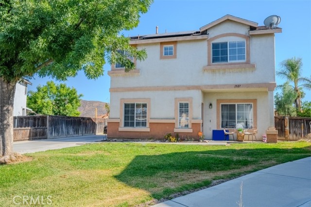 1527 Palomar Mountain Place, Hemet CA: https://media.crmls.org/medias/9b90f519-2738-4a00-94fd-864980a859e1.jpg