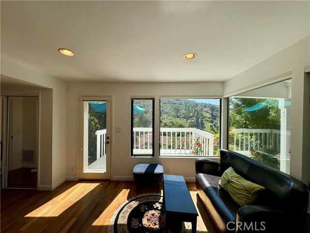 Front Image Thumbnail for CRLG26059972