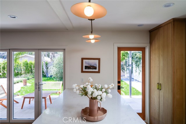 1393 Navarro Avenue, Pasadena CA: https://media.crmls.org/medias/9b91417d-f84c-4754-b0b2-784f7e689b51.jpg