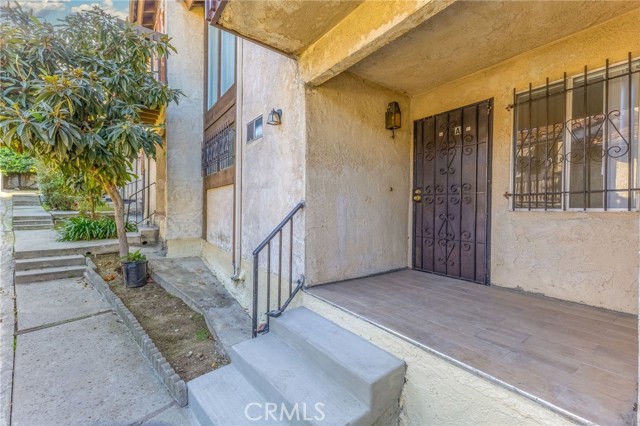 Detail Gallery Image 2 of 41 For 500 S Garfield, Monterey Park,  CA 91754 - 3 Beds | 3 Baths