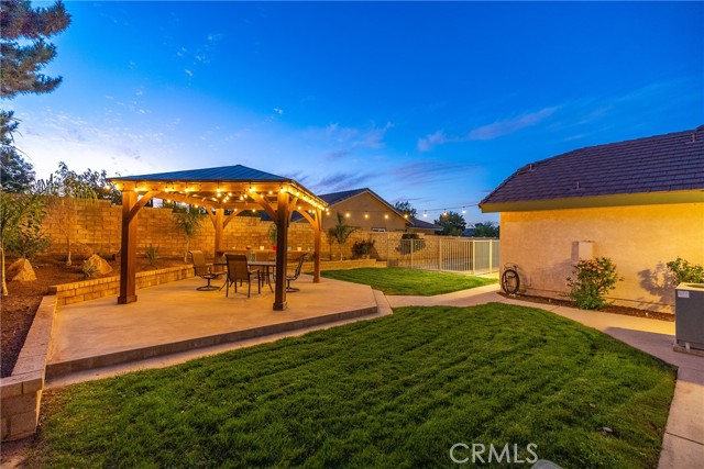 Detail Gallery Image 4 of 58 For 41715 Shain Ln, Quartz Hill,  CA 93536 - 3 Beds | 2 Baths