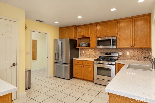 Image 8 of 21 For 156 Greenfield Drive