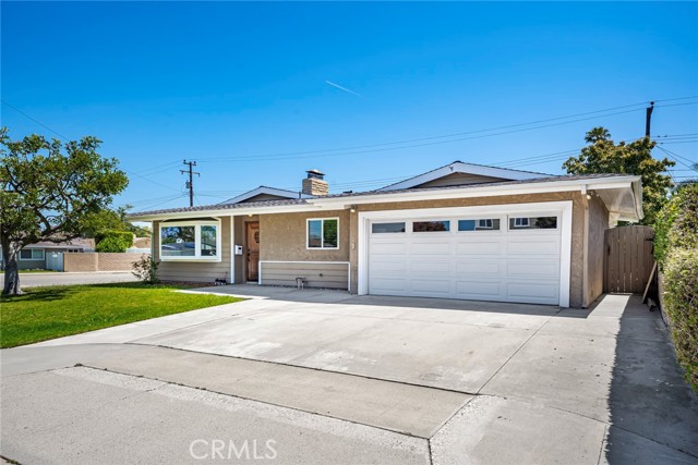 Detail Gallery Image 2 of 34 For 3232 Colorado Pl, Costa Mesa,  CA 92626 - 4 Beds | 2 Baths