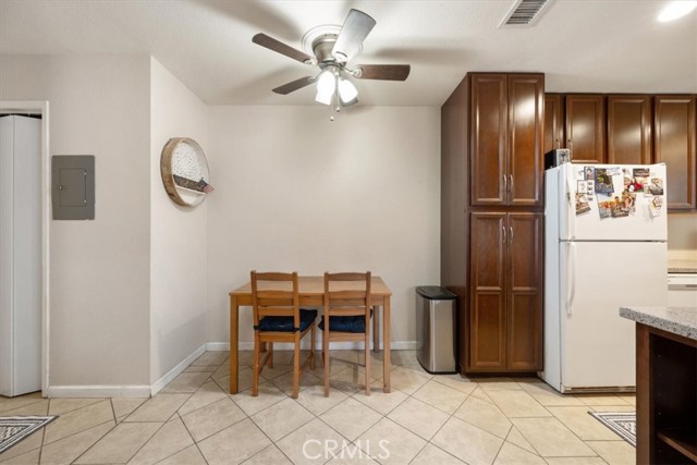 Detail Gallery Image 11 of 51 For 1812 Riverside Ave, Paso Robles,  CA 93446 - 4 Beds | 2/1 Baths