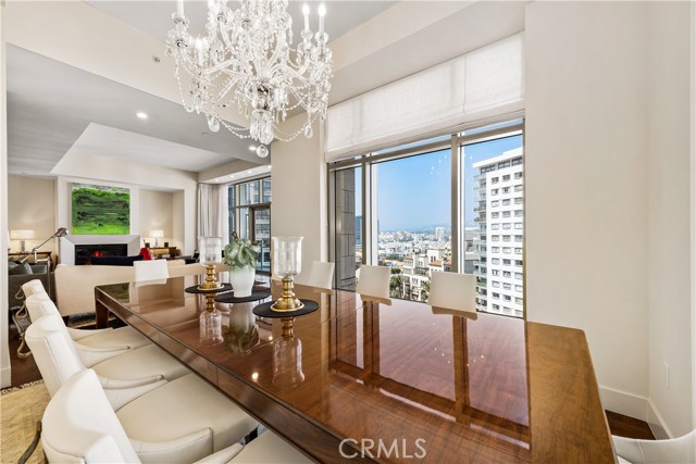 10776 Wilshire Boulevard, Los Angeles CA: https://media.crmls.org/medias/9b934f48-1038-411a-bb81-0bd3db190197.jpg