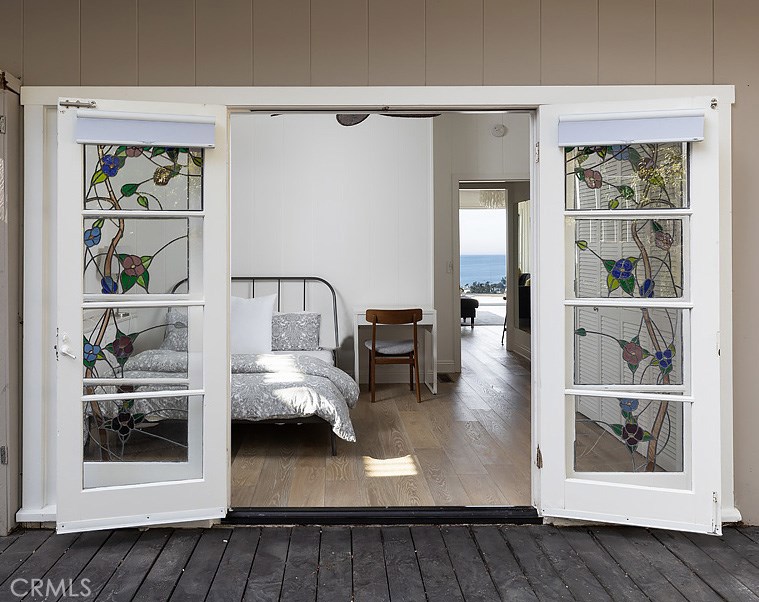 9b9370e4 0d1e 4100 B7ce C5d54261ce94