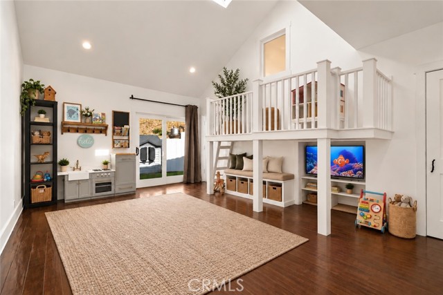24305 Bridle Trail photo 10