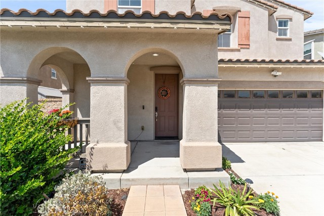 Detail Gallery Image 5 of 44 For 17012 Hal Ln, Fontana,  CA 92336 - 3 Beds | 2/1 Baths