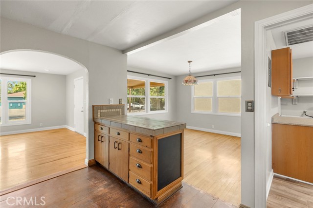 Detail Gallery Image 9 of 22 For 1024 Sheridan Ave, Chico,  CA 95926 - 3 Beds | 1 Baths