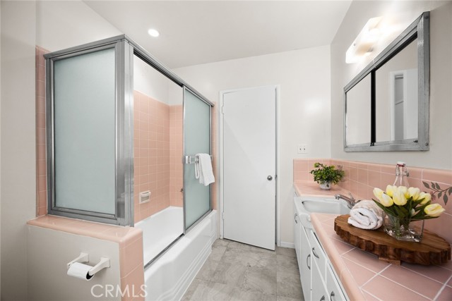 Detail Gallery Image 19 of 29 For 1526 Lynoak Dr, Claremont,  CA 91711 - 3 Beds | 2 Baths