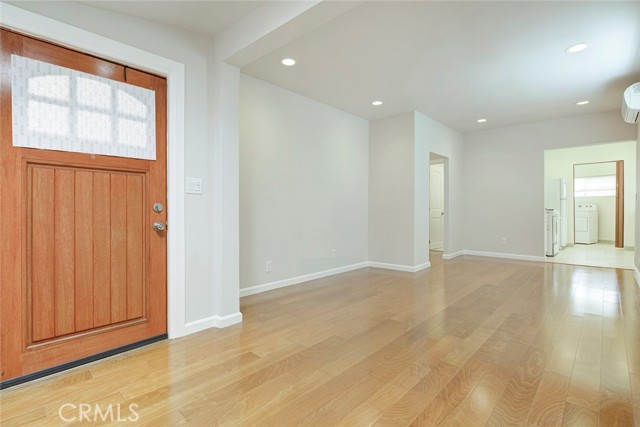 Detail Gallery Image 3 of 21 For 4018 Somers, Los Angeles,  CA 90065 - 2 Beds | 1 Baths