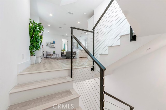 417 E Bay, Newport Beach CA: https://media.crmls.org/medias/9b984c6b-2f42-43be-8d48-d795e6d10e85.jpg