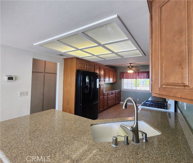 Detail Gallery Image 10 of 48 For 26755 Red Coach Ln, Helendale,  CA 92342 - 4 Beds | 2 Baths