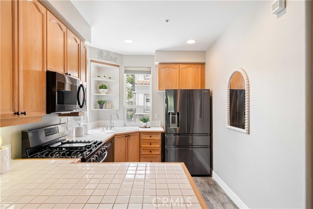 Detail Gallery Image 9 of 51 For 64 via Cordoba, Rancho Santa Margarita,  CA 92688 - 1 Beds | 1 Baths