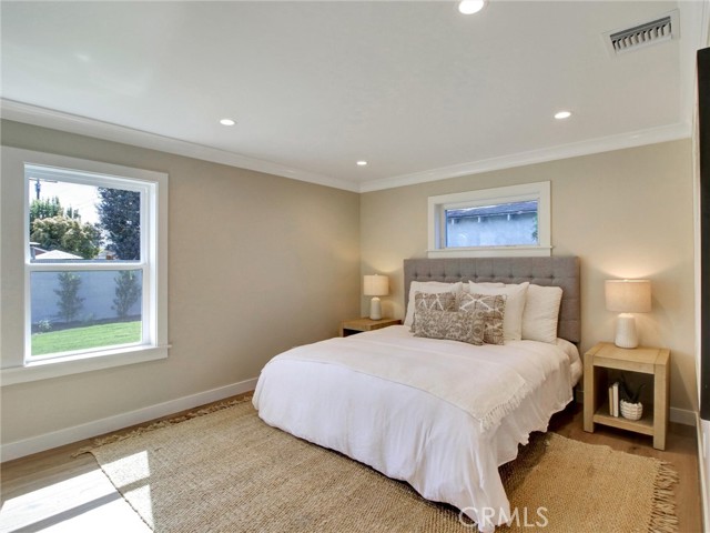 Detail Gallery Image 31 of 43 For 2171 Stearnlee, Long Beach,  CA 90815 - 4 Beds | 3 Baths