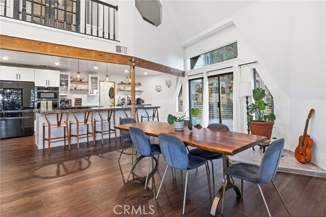 Detail Gallery Image 9 of 43 For 1349 Valley View, Crestline,  CA 92325 - 4 Beds | 3 Baths