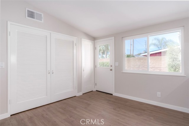 Detail Gallery Image 13 of 26 For 2391 Westminster Ave, Costa Mesa,  CA 92627 - 3 Beds | 2 Baths