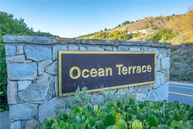 3200 La Rotonda Drive, Rancho Palos Verdes, California 90275, 3 Bedrooms Bedrooms, ,2 BathroomsBathrooms,Residential,Sold,La Rotonda,SB24064297