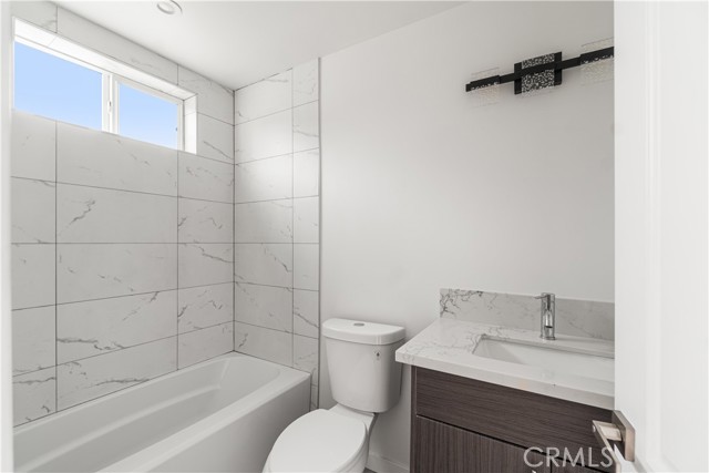 959 N Acacia, Compton CA: https://media.crmls.org/medias/9b9af04e-f10a-4aff-bd0b-0ae7098121be.jpg
