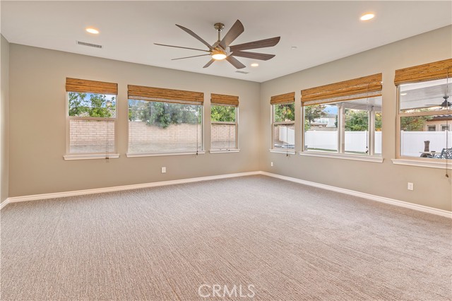 32591 Shadyview Street, Winchester CA: https://media.crmls.org/medias/9b9c7dce-a9ff-46dc-b467-e3b41ea216e2.jpg