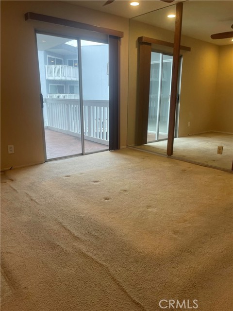 620 The Village, Redondo Beach, California 90277, 1 Bedroom Bedrooms, ,1 BathroomBathrooms,Residential,Sold,The Village,SR24138396