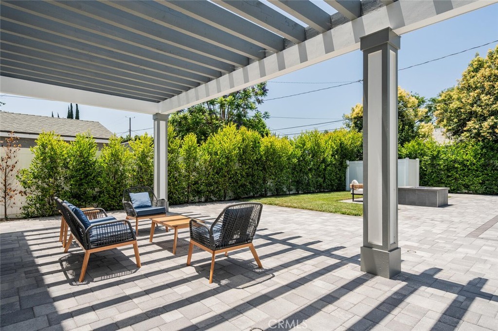 251 S Griffith Park DriveBurbank image #39