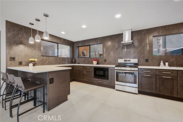 3601 Dixie Canyon Place photo 9
